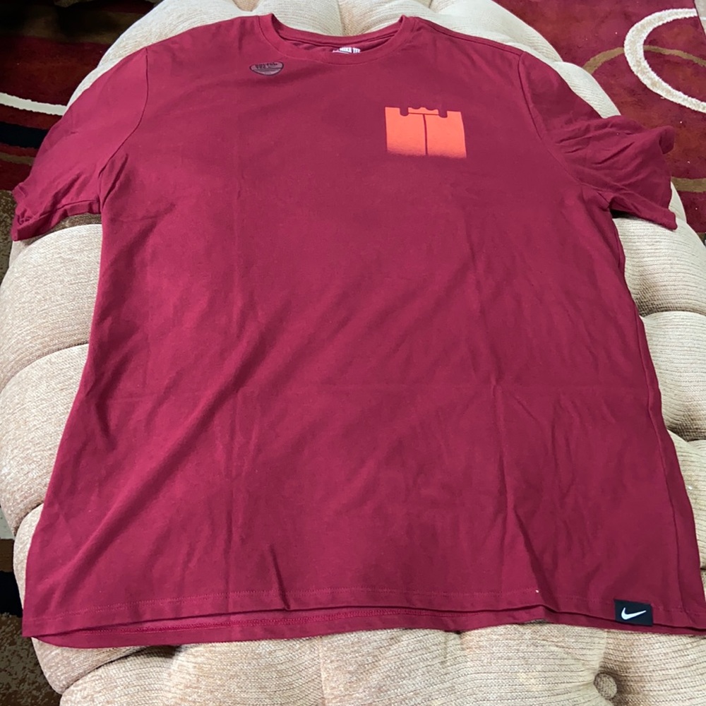 Nike T-shirt